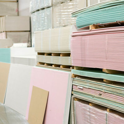 Buon prezzo colore rosso del pannello di carta e gesso resistente al fuoco di 15mm per il soffitto dell'interno in linea