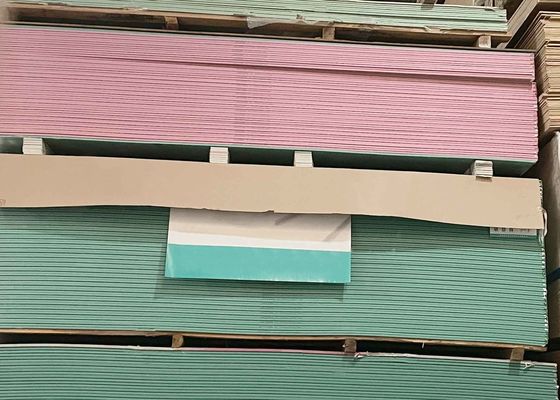 Nuovo stile Knauf Buona piattazza Tavola di gesso resistente al moho con decorazione moderna utilizzata per il soffitto in gesso