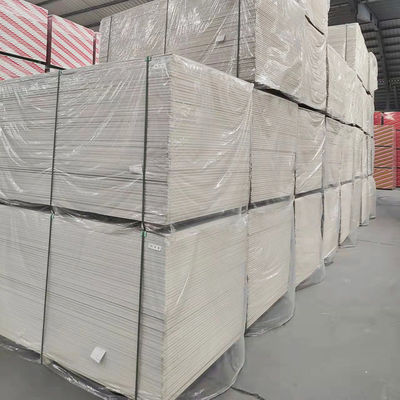 Vendite dirette Nuovi arrivati 1200X2400Mm Resistenza allo stampo Legno di roccia secca Desolforizzazione di pareti di vetro Giustoplast