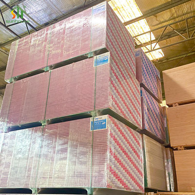 Buon prezzo Esemplare gratuito Gipsum Flessibile Gipsum Board Gips naturale puro Parete divisoria interna Quadrata o incombustibile in linea