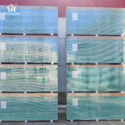 Buon prezzo Giusso resistente all'acqua grossista 1220×2440mm 9,5mm Giusso leggero resistente all'umidità per soffitti pareti interne in linea